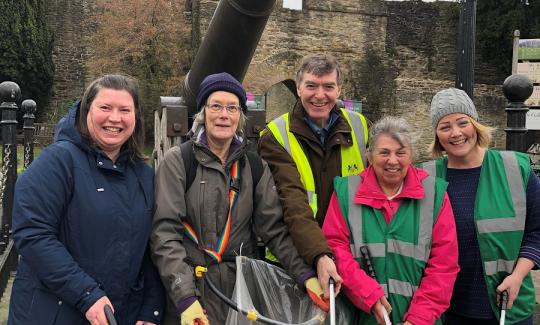 Rachel Pitt, Pippa Body, Philip Dunne MP, Di Lyle, and Lisa Morris, picking up plastic in Ludlow