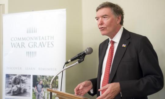 Philip Dunne promotes War Graves Week