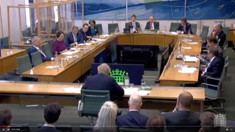 Philip Dunne MP questions Prime Minister Boris Johnson